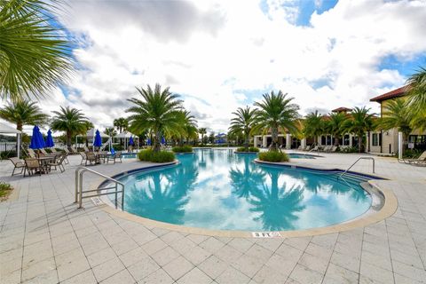 A home in PALMETTO