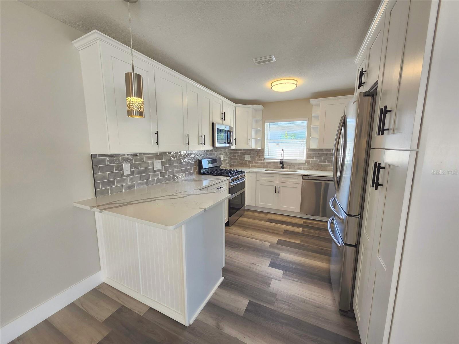 SHOREACRES CENTER - Residential