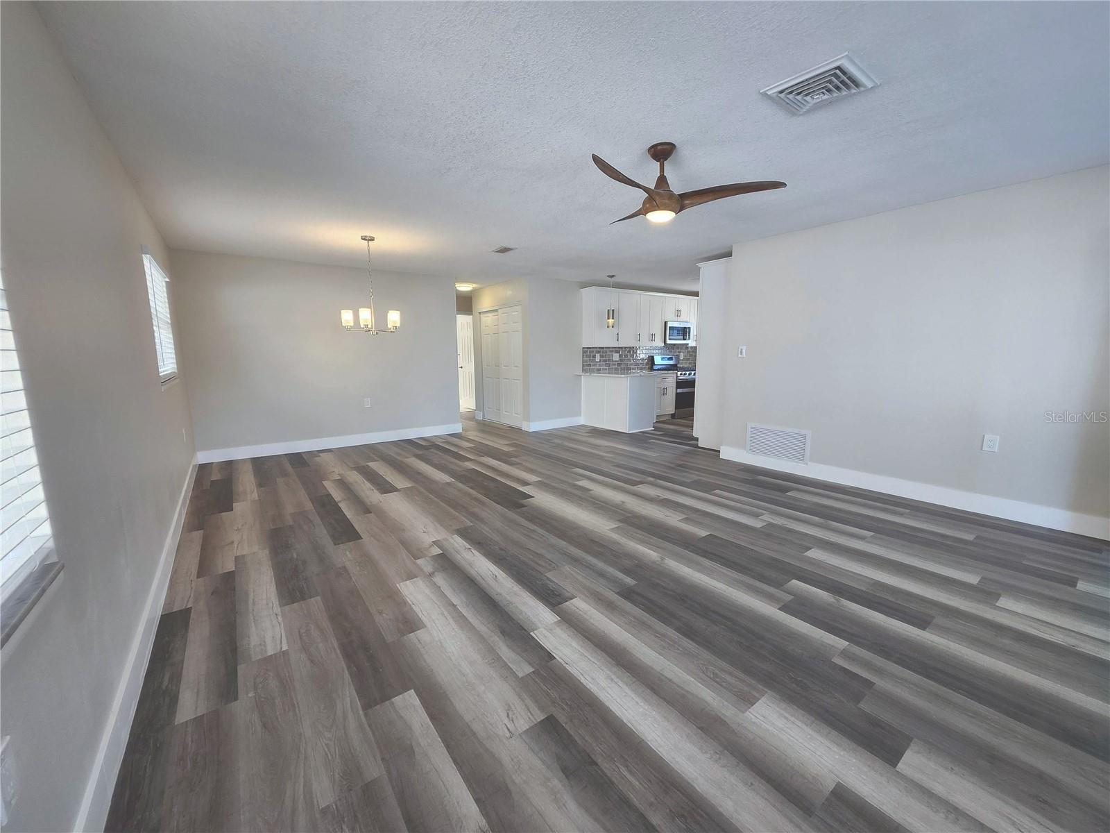 SHOREACRES CENTER - Residential