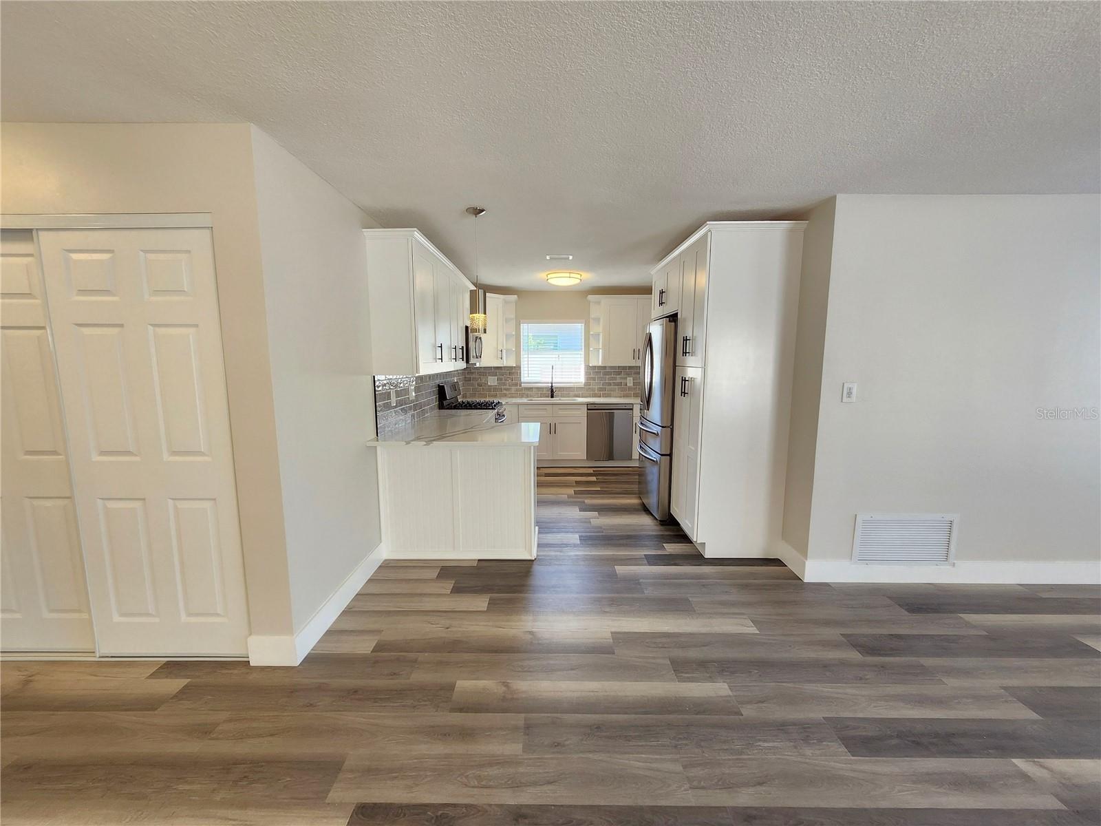 SHOREACRES CENTER - Residential