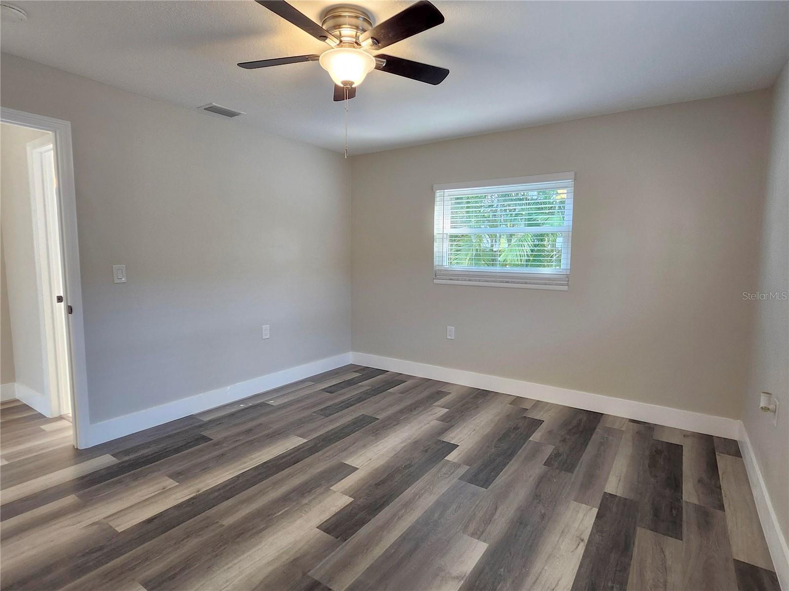 SHOREACRES CENTER - Residential