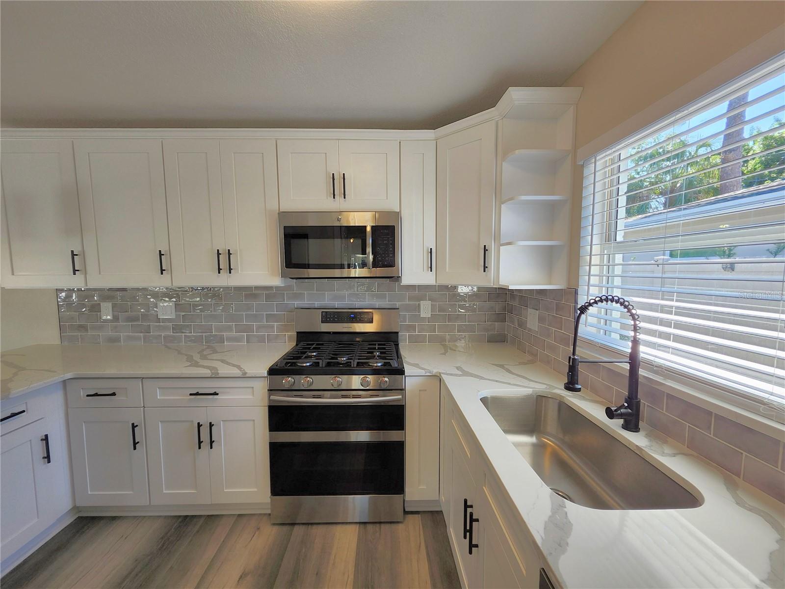 SHOREACRES CENTER - Residential