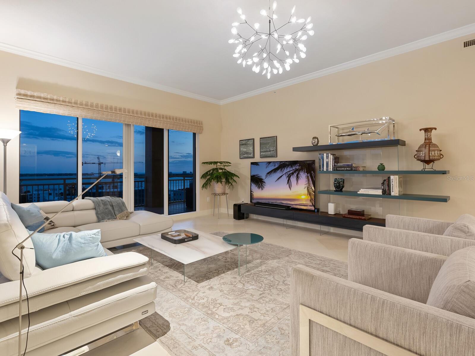 THE TOWER RESIDENCES - Residential