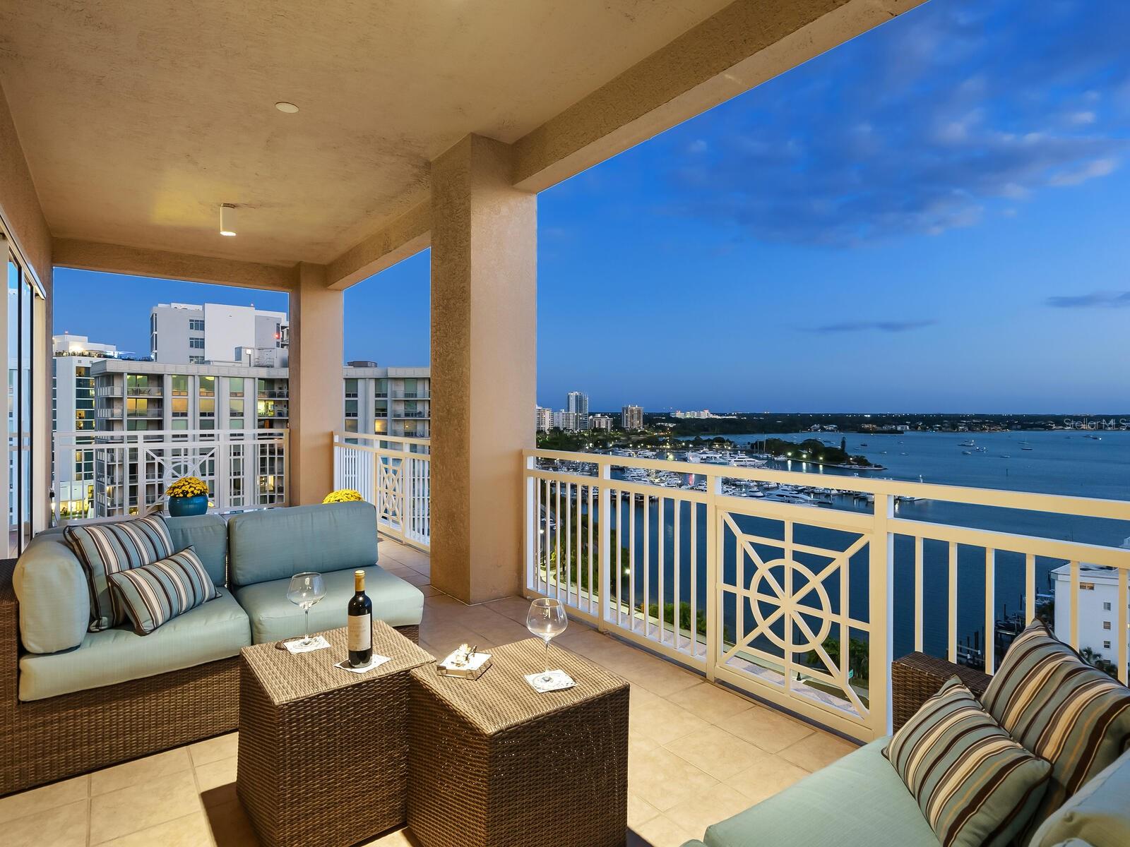 THE TOWER RESIDENCES - Residential