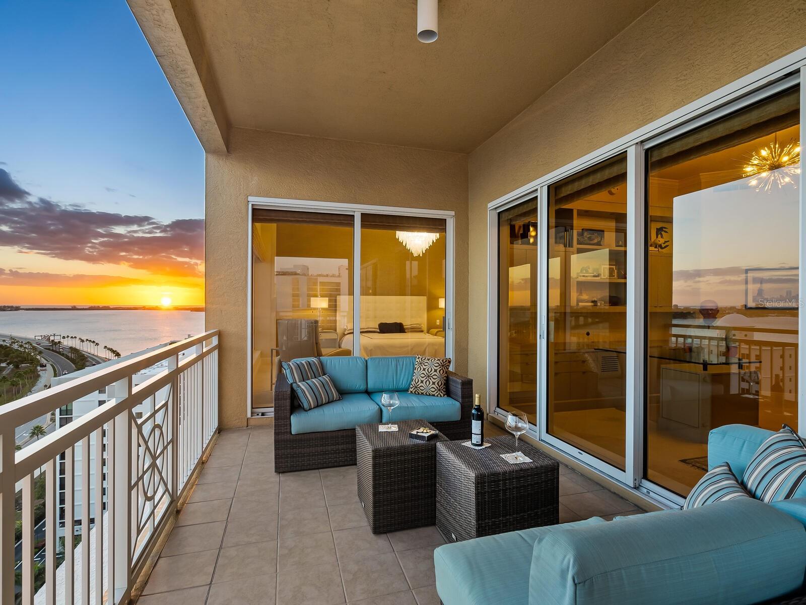 THE TOWER RESIDENCES - Residential