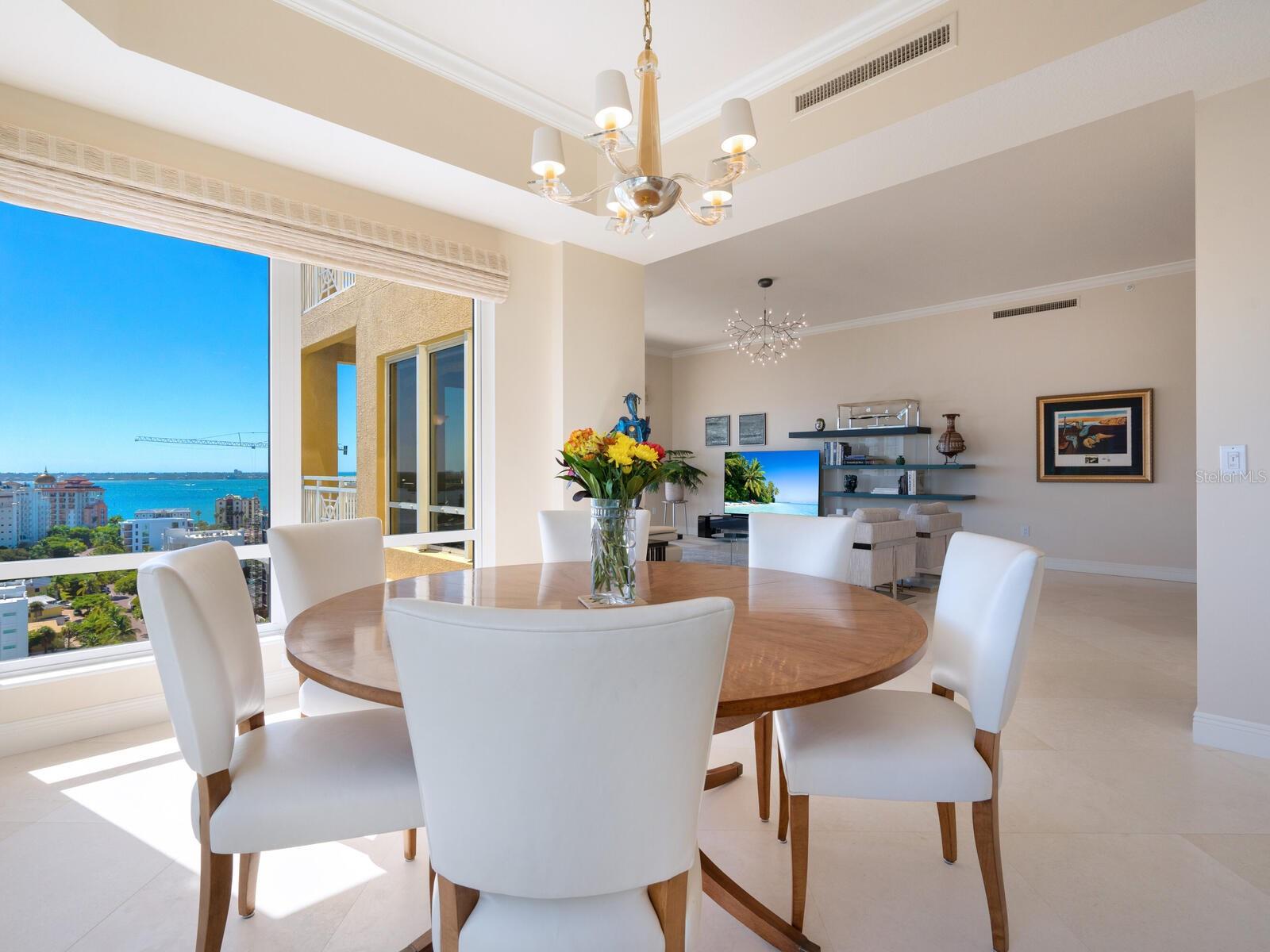 THE TOWER RESIDENCES - Residential