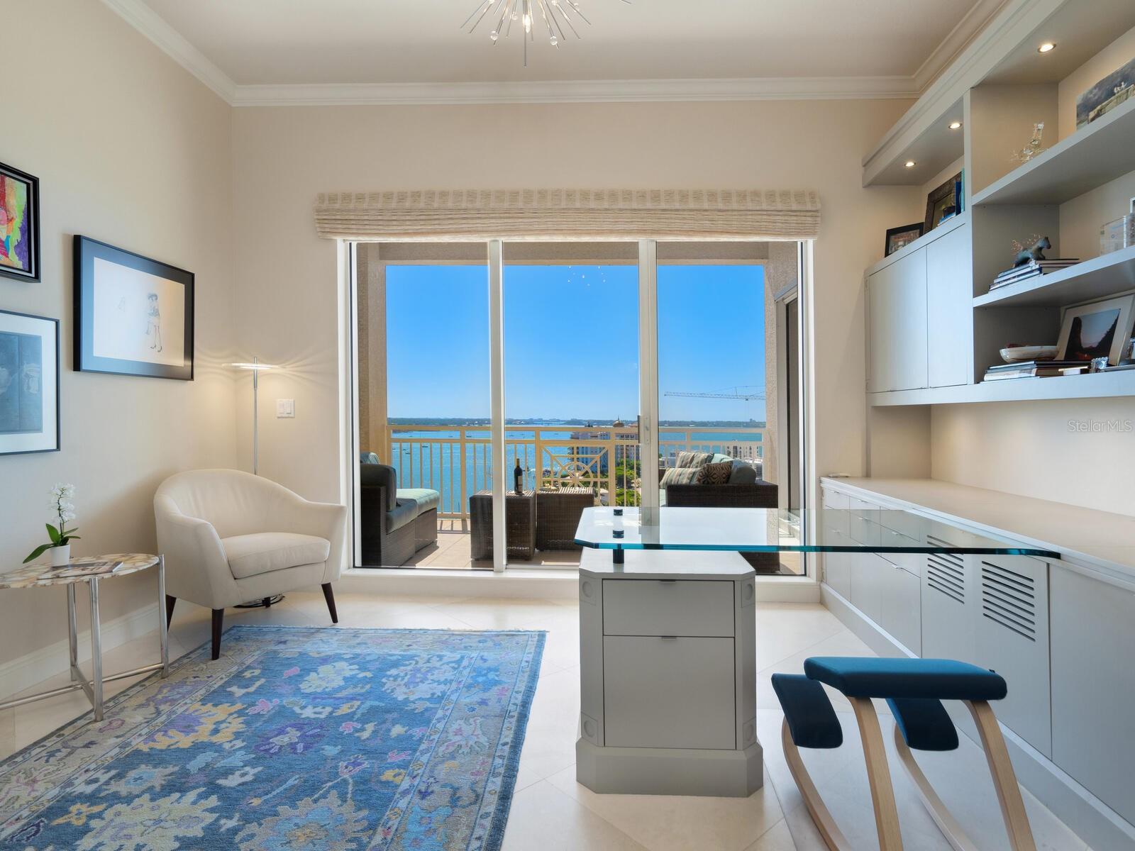 THE TOWER RESIDENCES - Residential