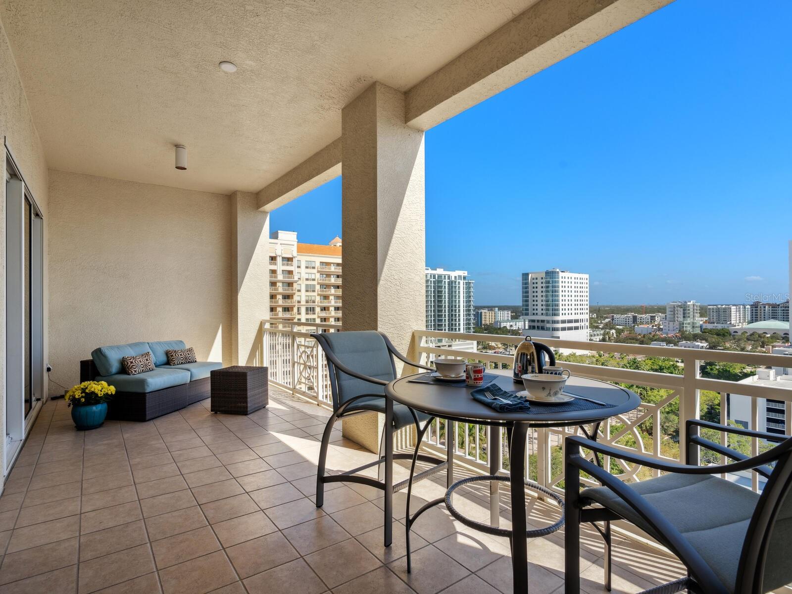 THE TOWER RESIDENCES - Residential