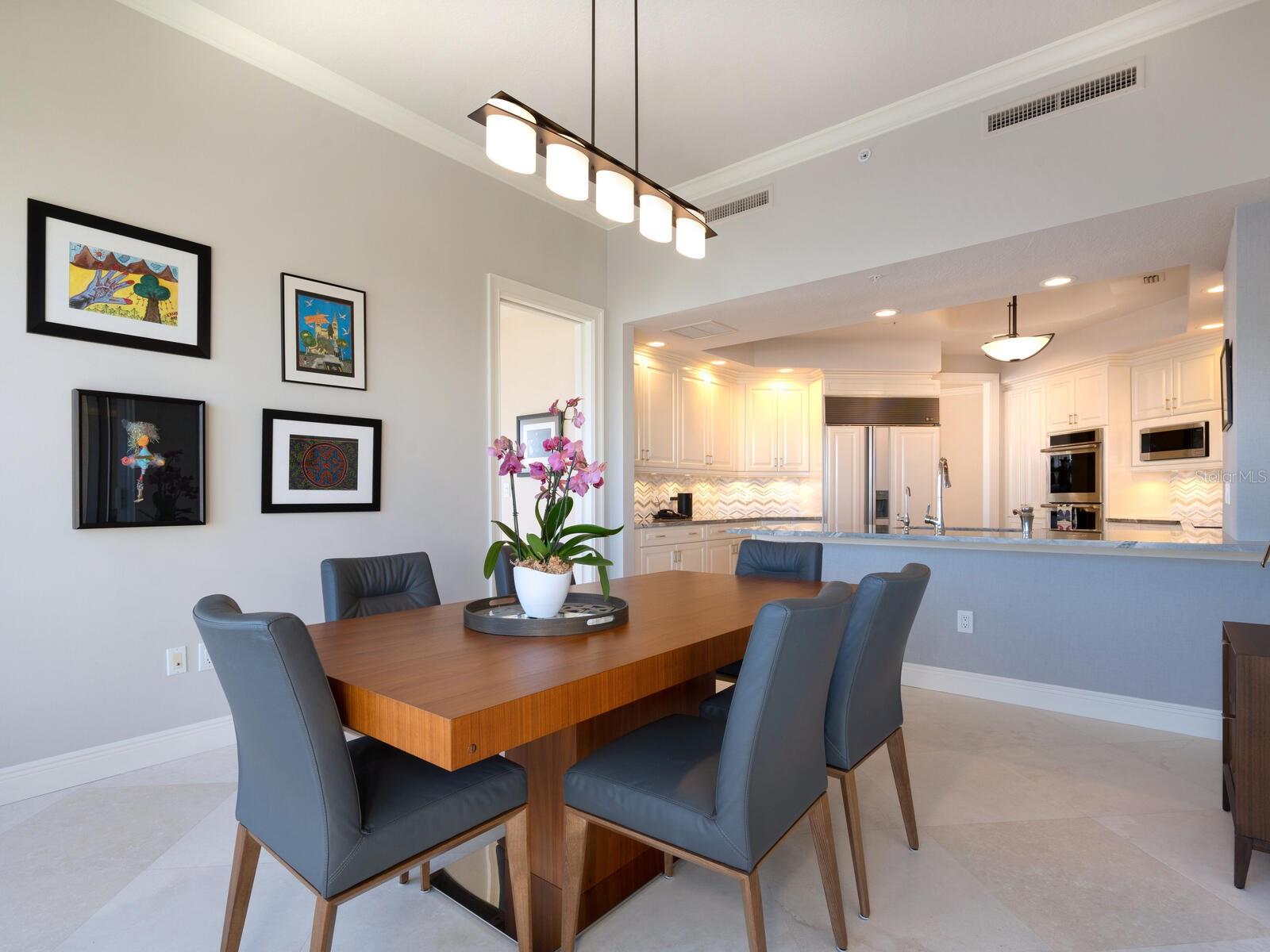 THE TOWER RESIDENCES - Residential