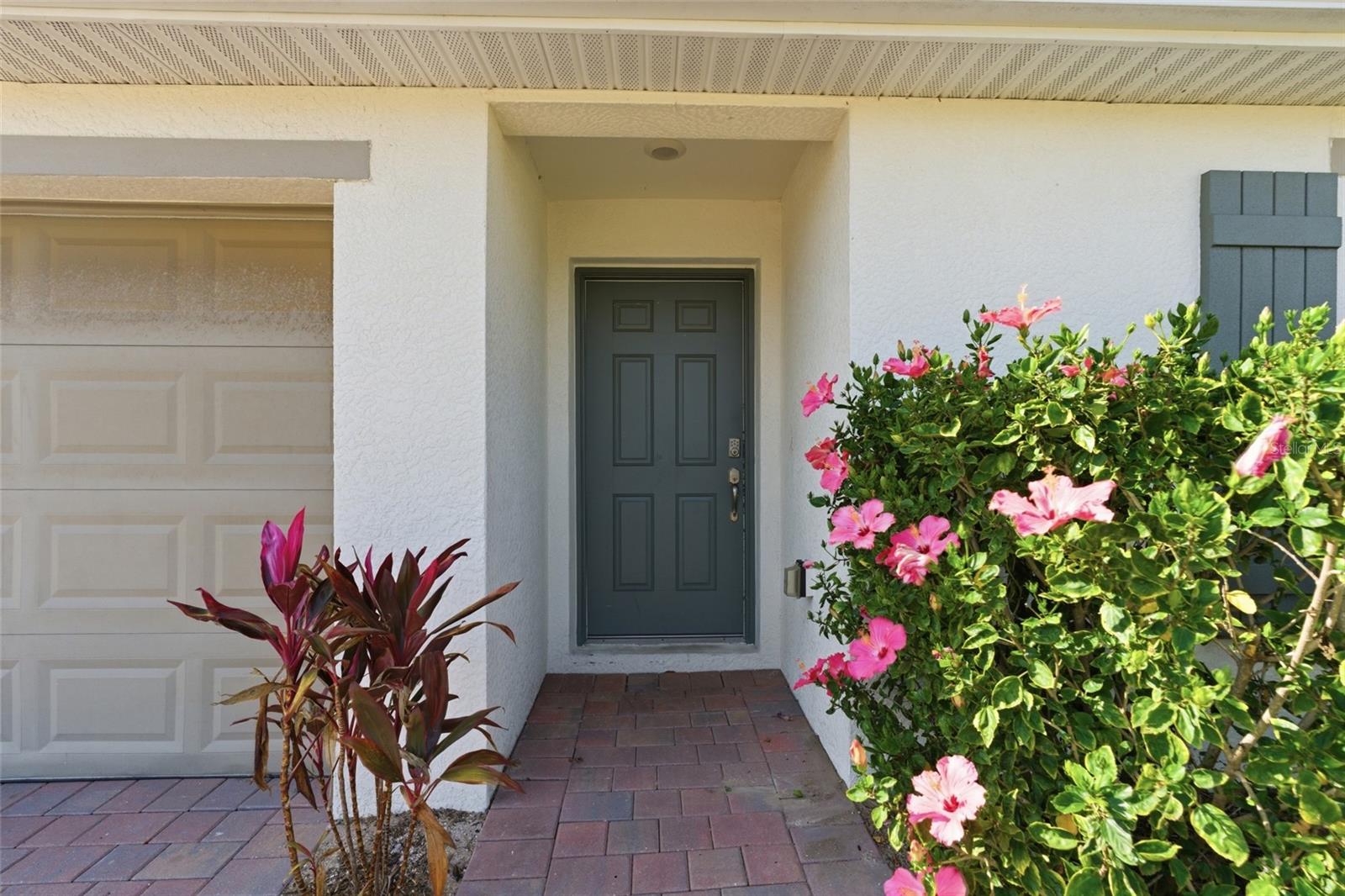 GULF COVE - Residential