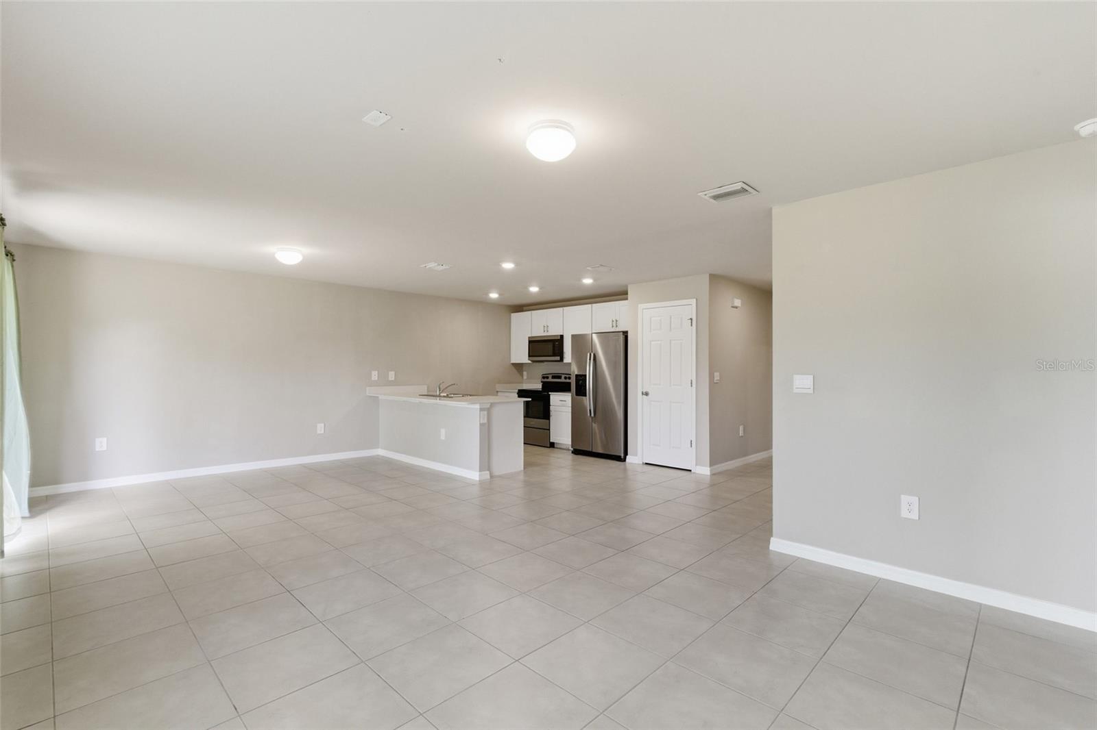 GULF COVE - Residential