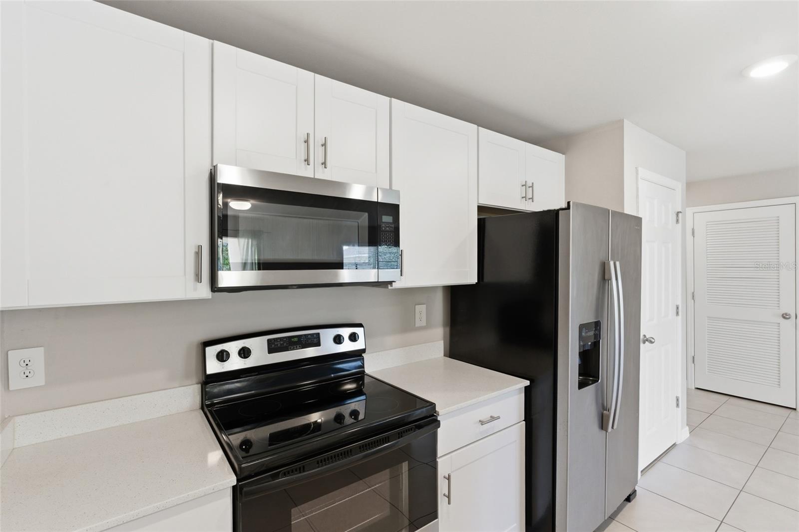 GULF COVE - Residential