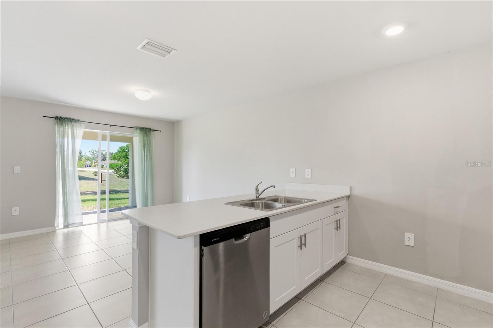 GULF COVE - Residential