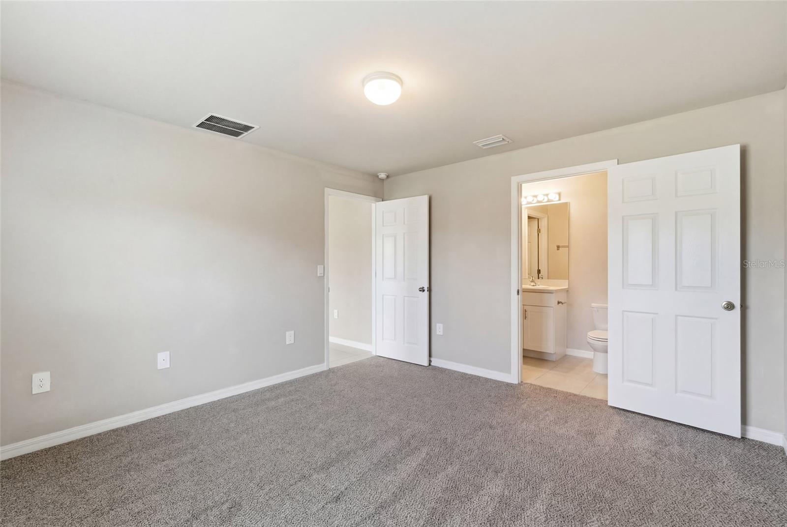 GULF COVE - Residential