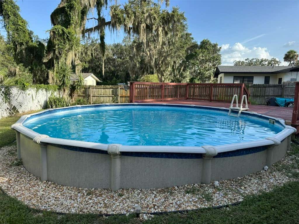 Photo of 1020 Cottonwood Street, Leesburg, FL 34748 (MLS # O6430321)