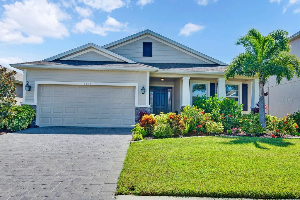 Photo of 6435 Devesta Loop, Palmetto, FL 34221 (MLS # A4702848)