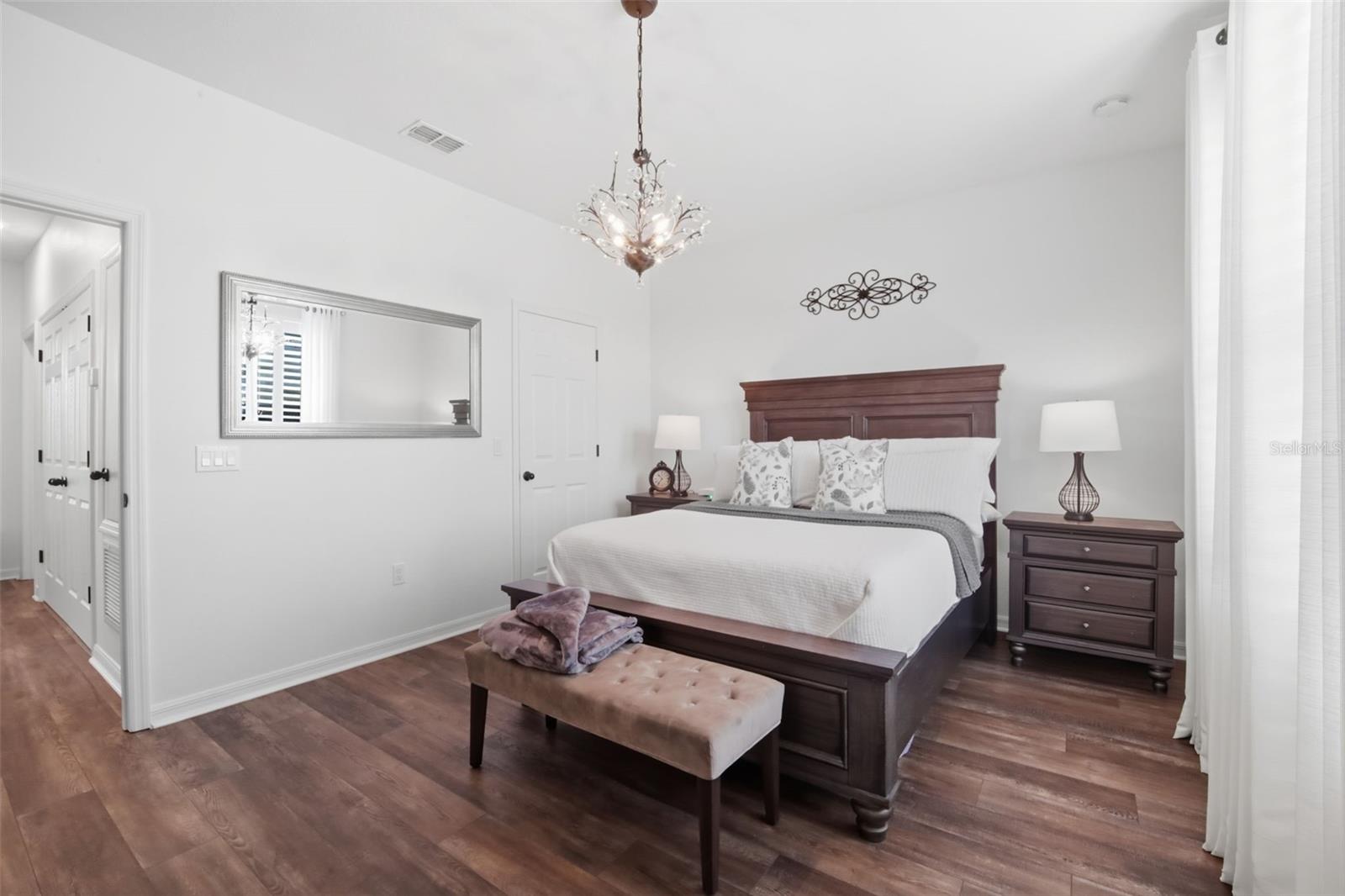 AVALON PARK WEST PRCL E PH 1 - Residential