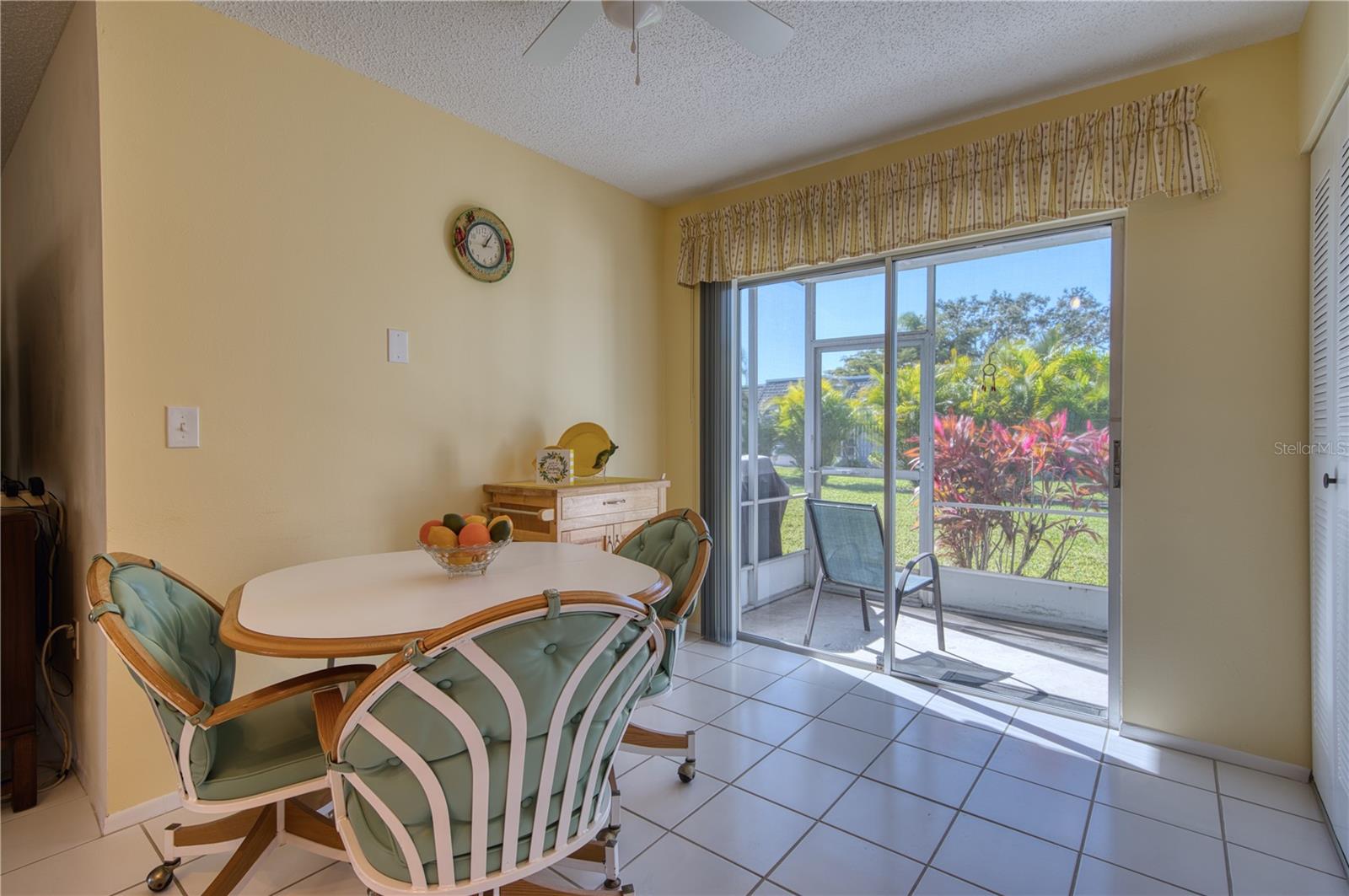 CORTEZ VILLAS CONDO 5 PH B - Residential