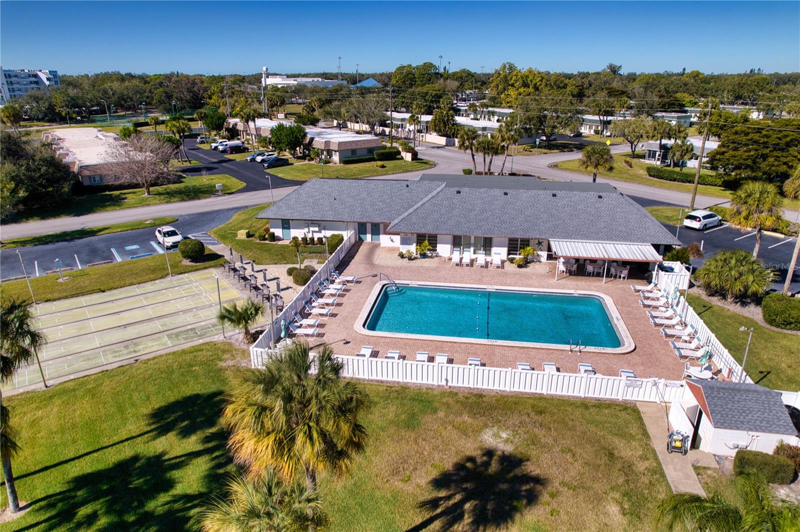 CORTEZ VILLAS CONDO 5 PH B - Residential