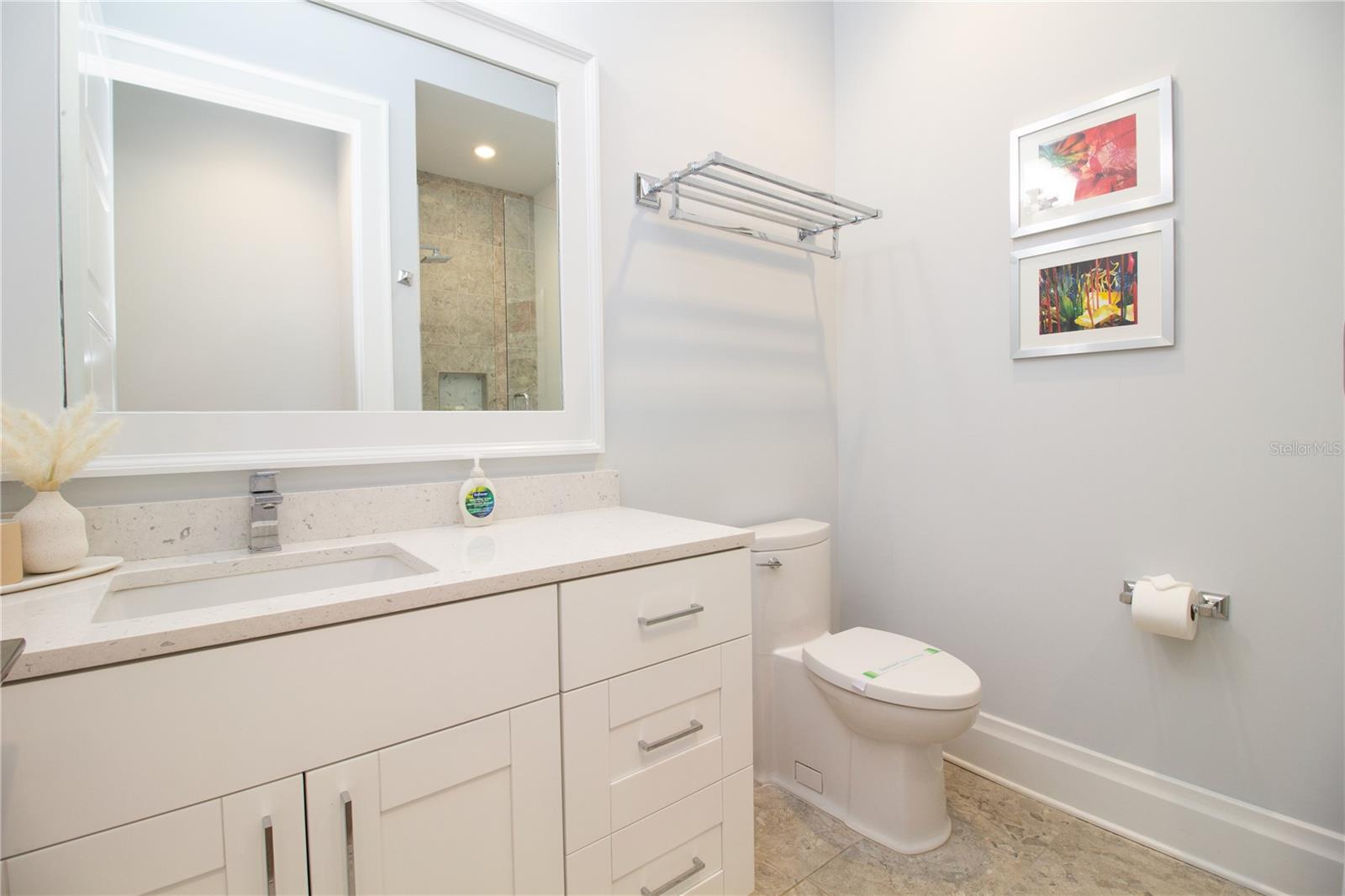 BRIGHTWATER BLUE TWNHMS - Residential