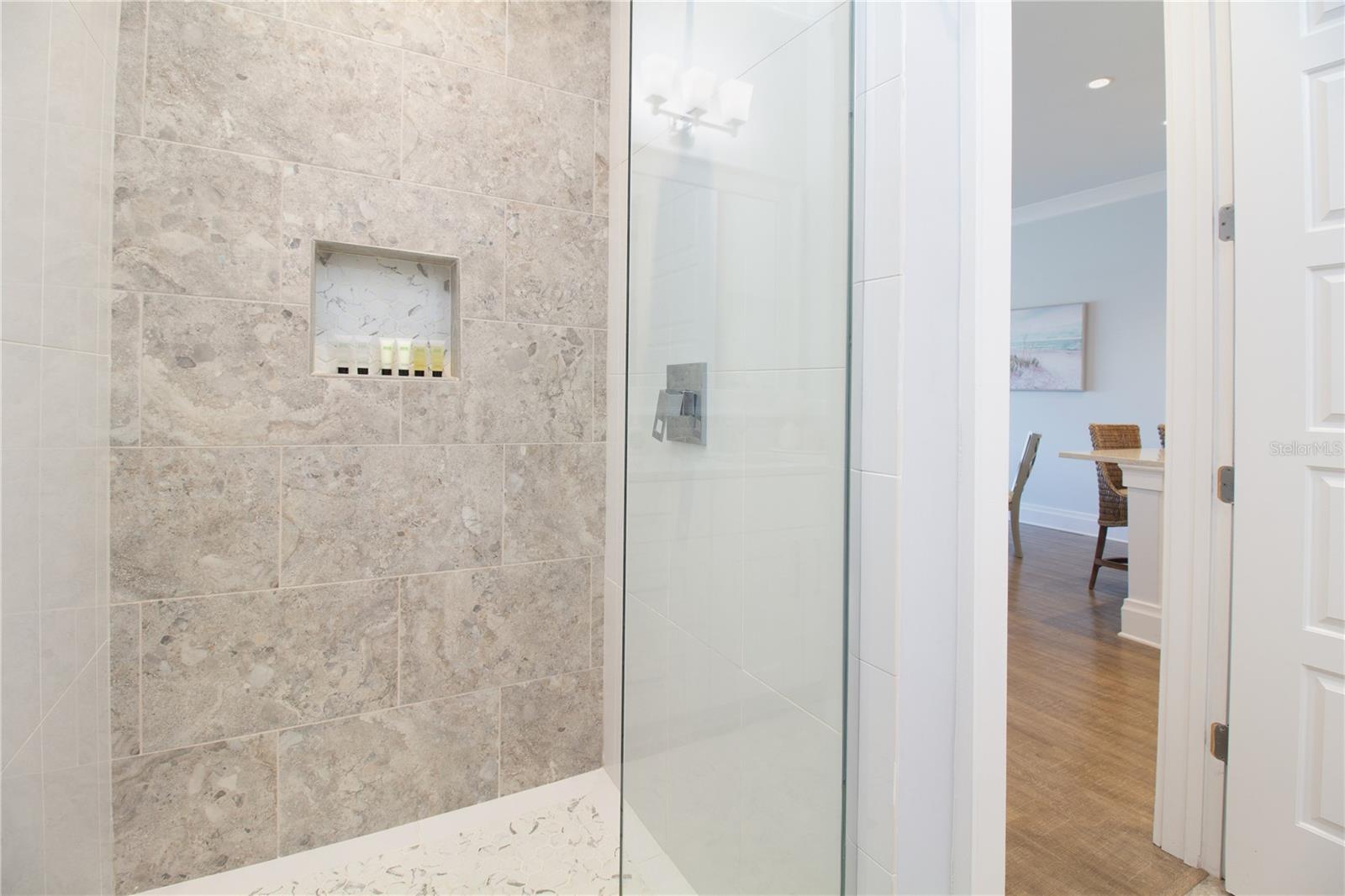 BRIGHTWATER BLUE TWNHMS - Residential