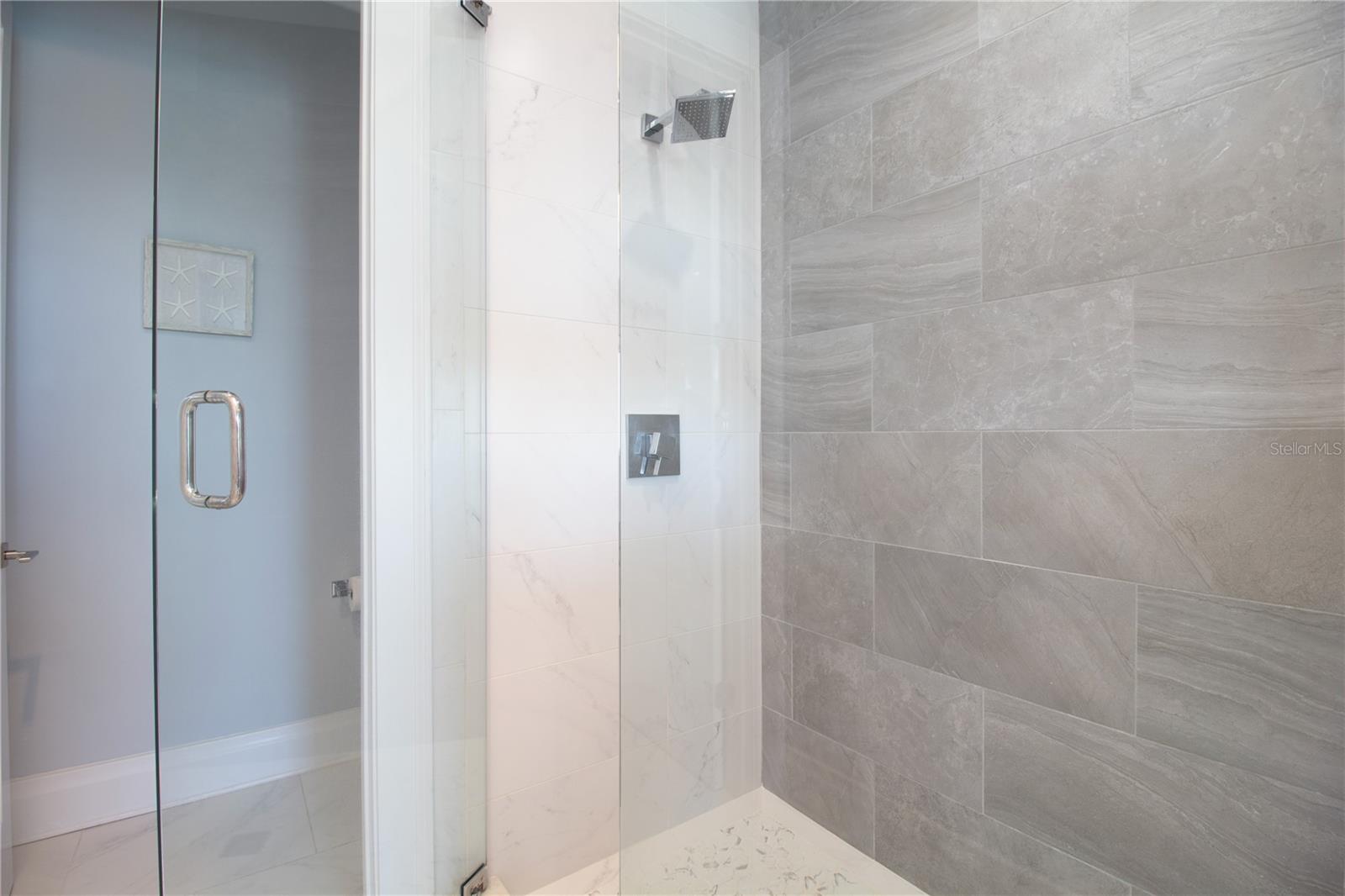 BRIGHTWATER BLUE TWNHMS - Residential