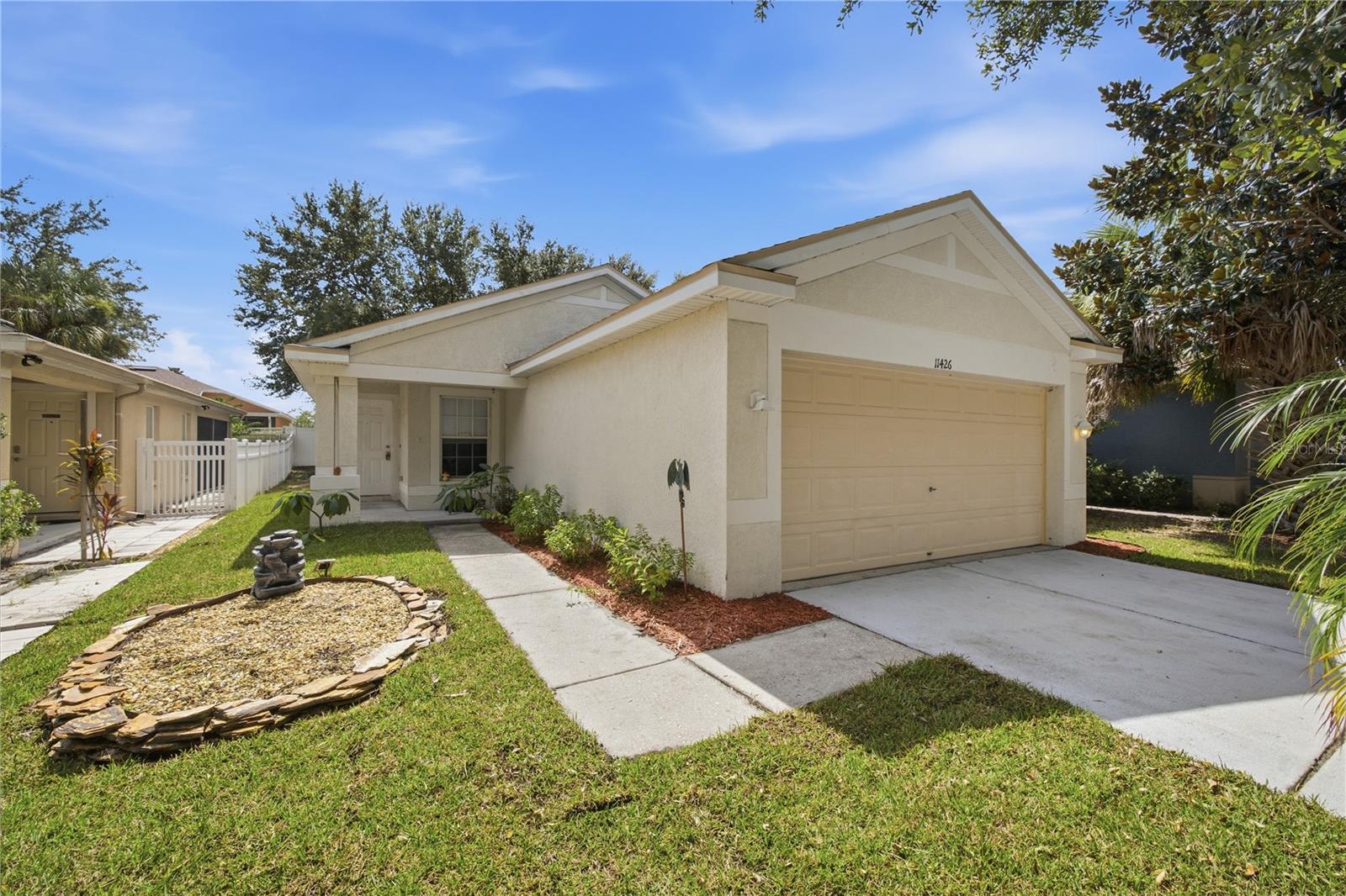 11426 Bay Gardens Loop, Riverview