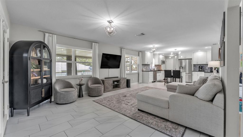 Photo of 1522 Hallam Drive, Lakeland, FL 33813 (MLS # L4961599)
