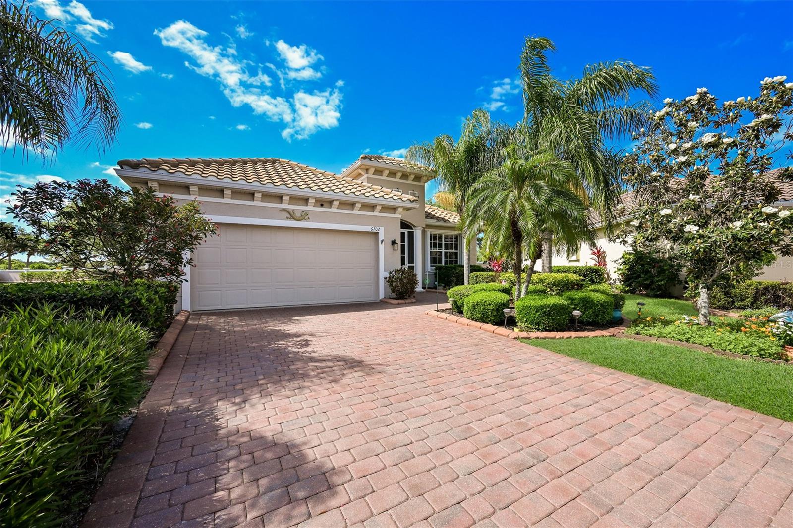 CASCADES AT SARASOTA - Residential