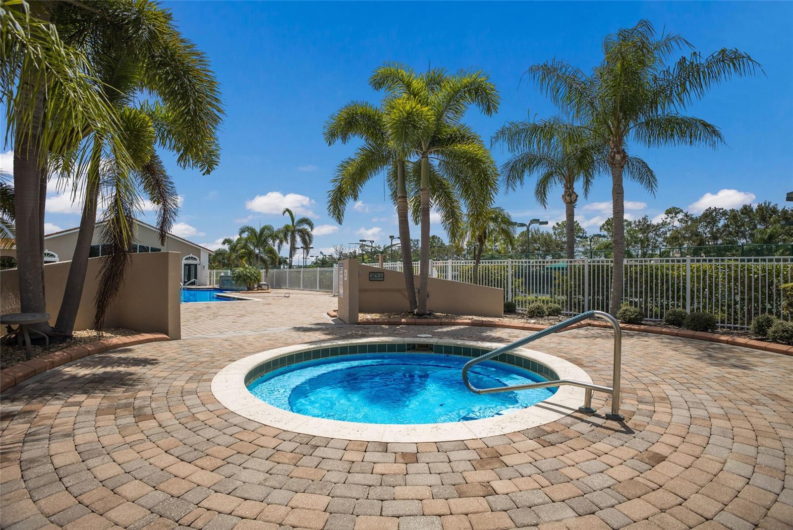 CASCADES AT SARASOTA - Residential