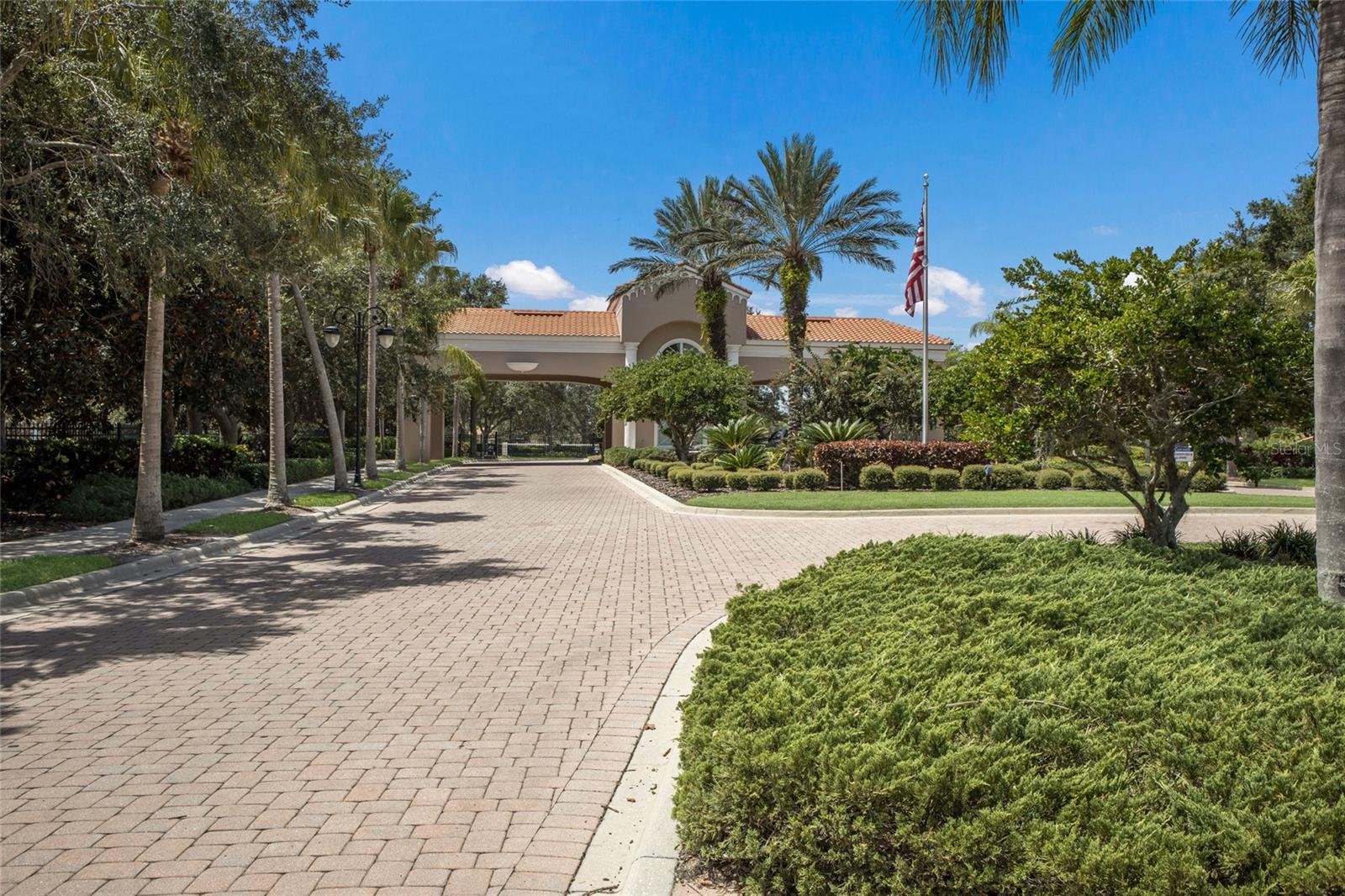 CASCADES AT SARASOTA - Residential
