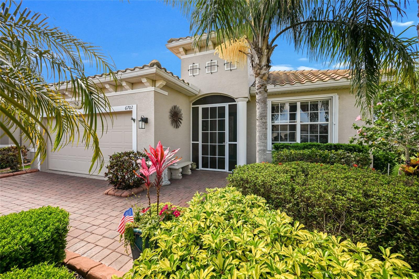 CASCADES AT SARASOTA - Residential