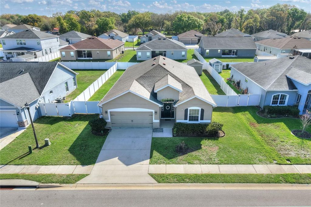 Photo of 8271 Wilder Loop, Lakeland, FL 33809 (MLS # L4959949)