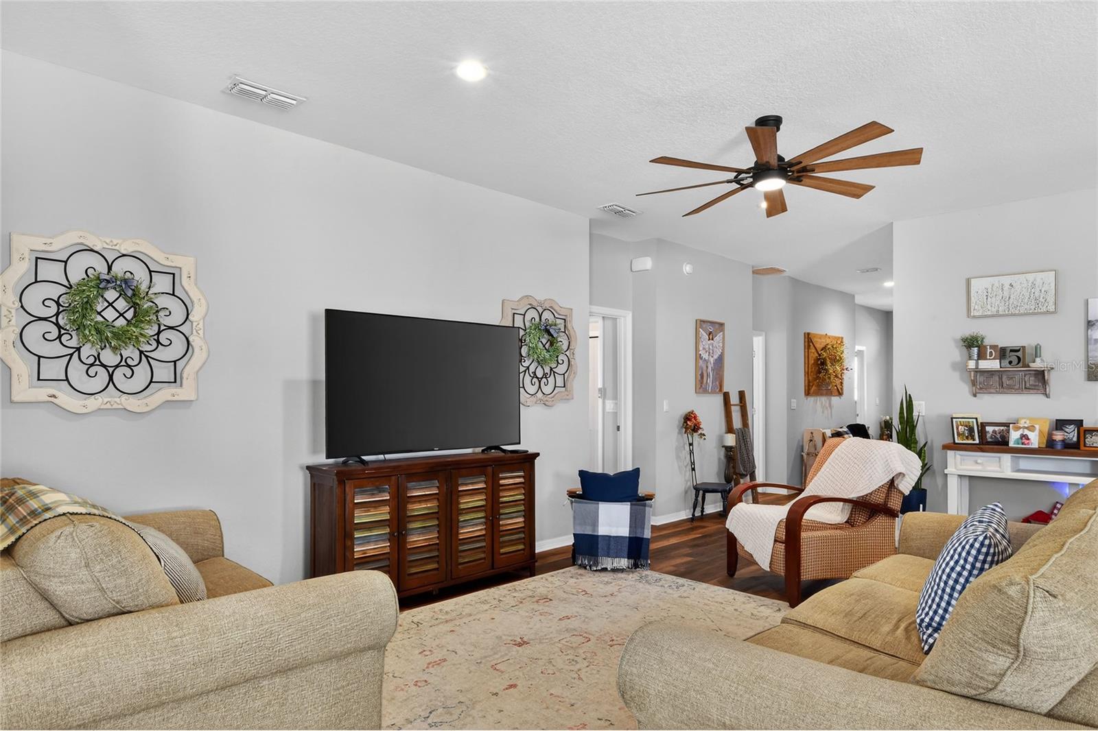 WILDER OAKS - Residential