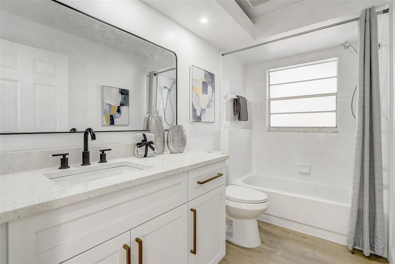 BUCKINGHAM AT LAKEVILLE OAKS PH 01 - Residential