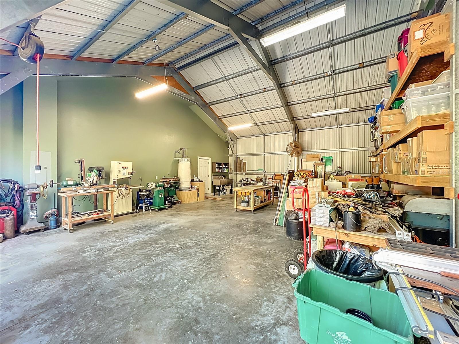 MULLET LAKE RETREAT 5 ACRE DEV - Residential