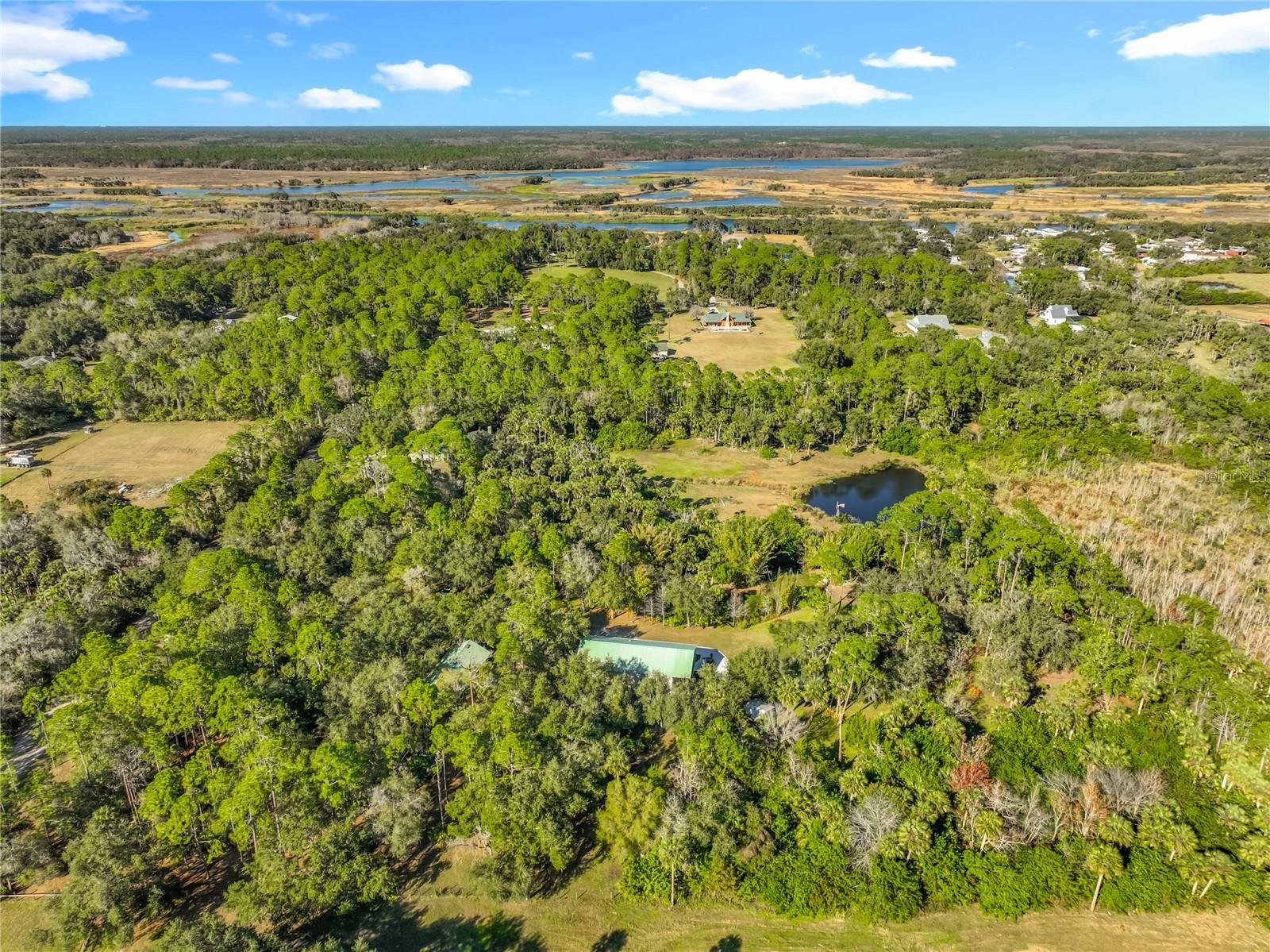 MULLET LAKE RETREAT 5 ACRE DEV - Residential