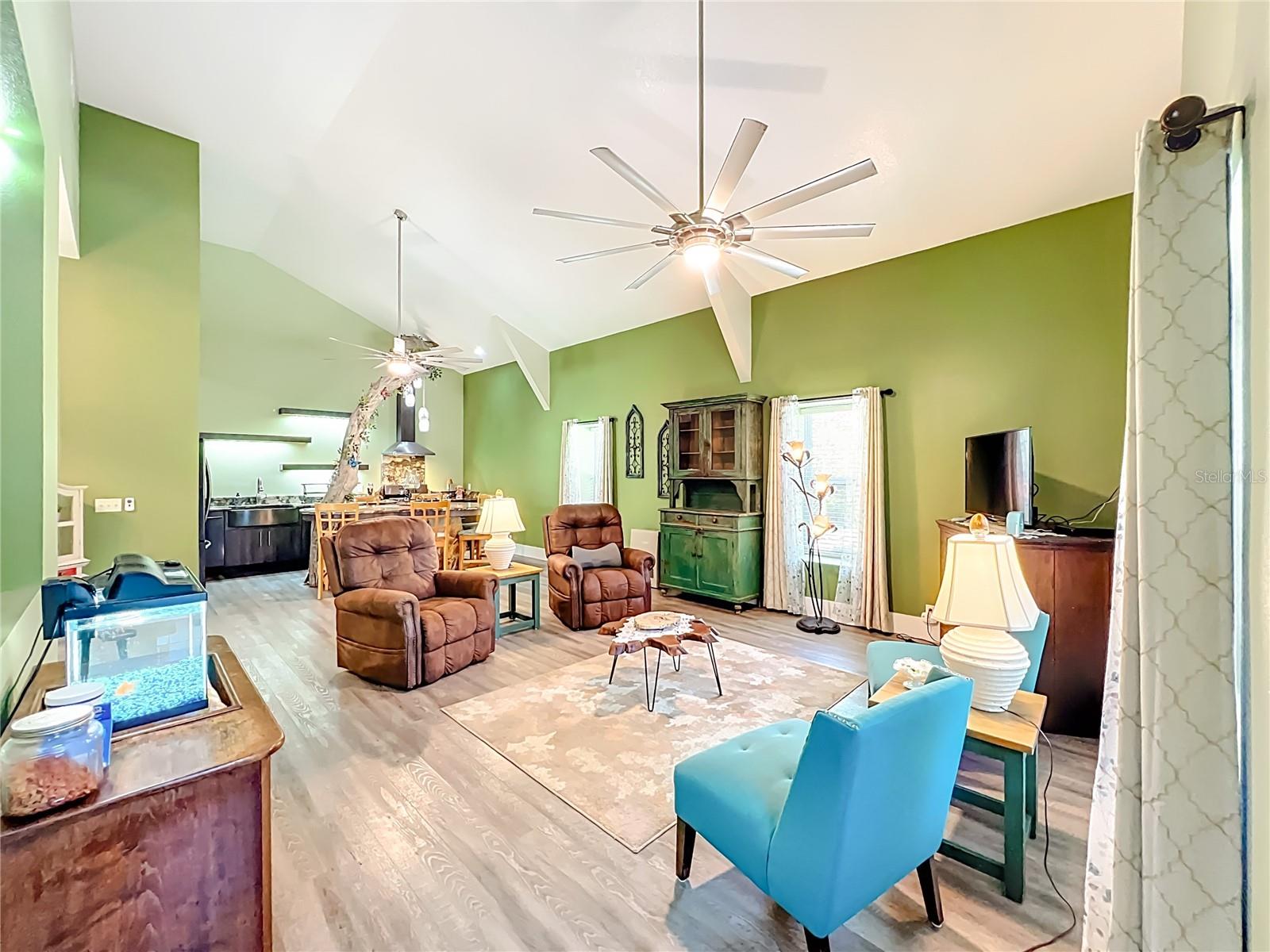 MULLET LAKE RETREAT 5 ACRE DEV - Residential