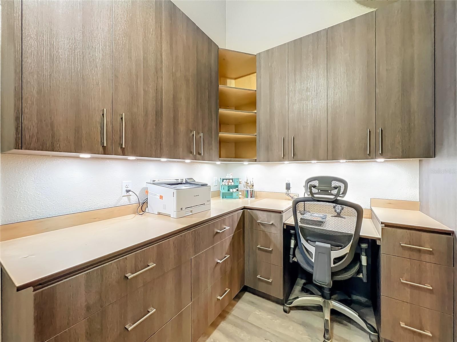 MULLET LAKE RETREAT 5 ACRE DEV - Residential