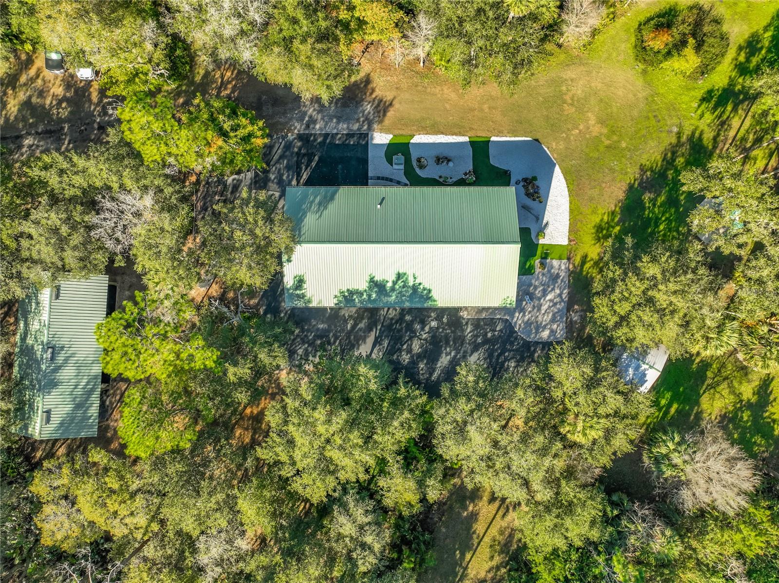 MULLET LAKE RETREAT 5 ACRE DEV - Residential