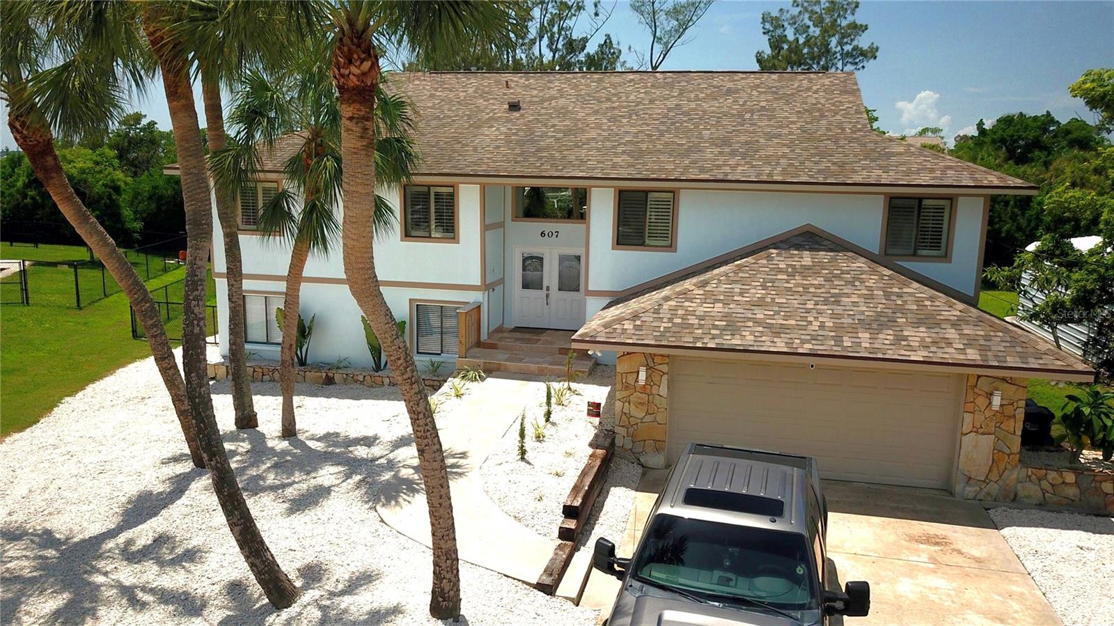 607 IXORA AVENUE