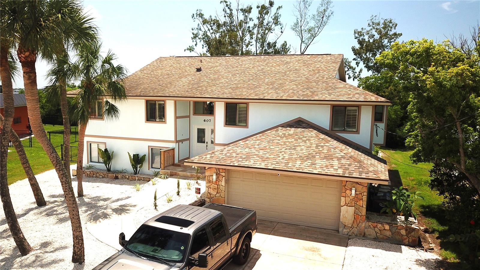 607 IXORA AVENUE