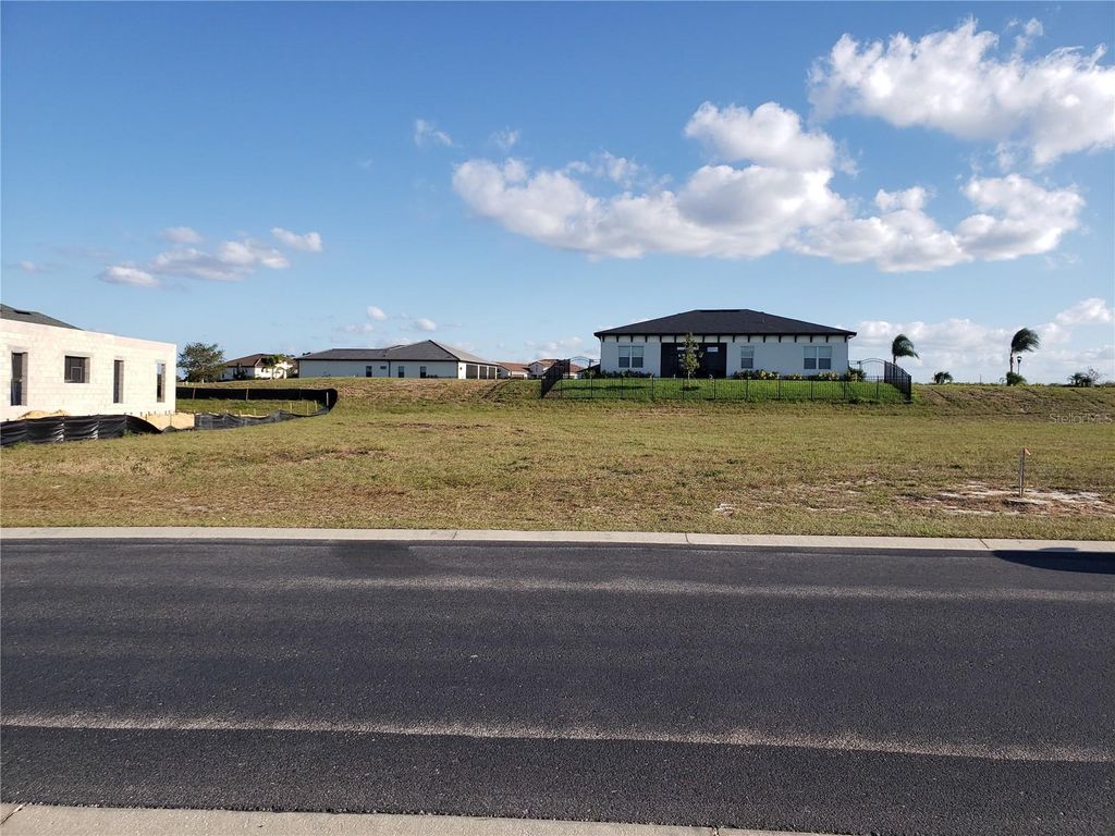 Photo of 412 Adams View Lane, Auburndale, FL 33823 (MLS # O6392556)