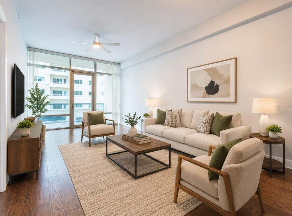 Photo of 101 S Eola Drive #614, Orlando, FL 32801 (MLS # O6430426)