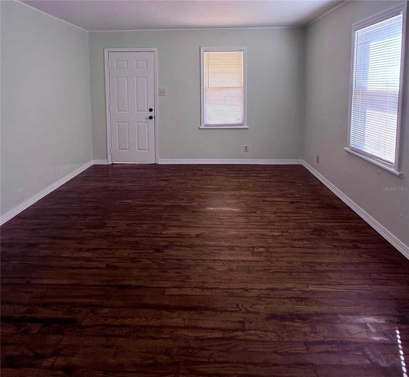 HOME TERRACE - Residential Income