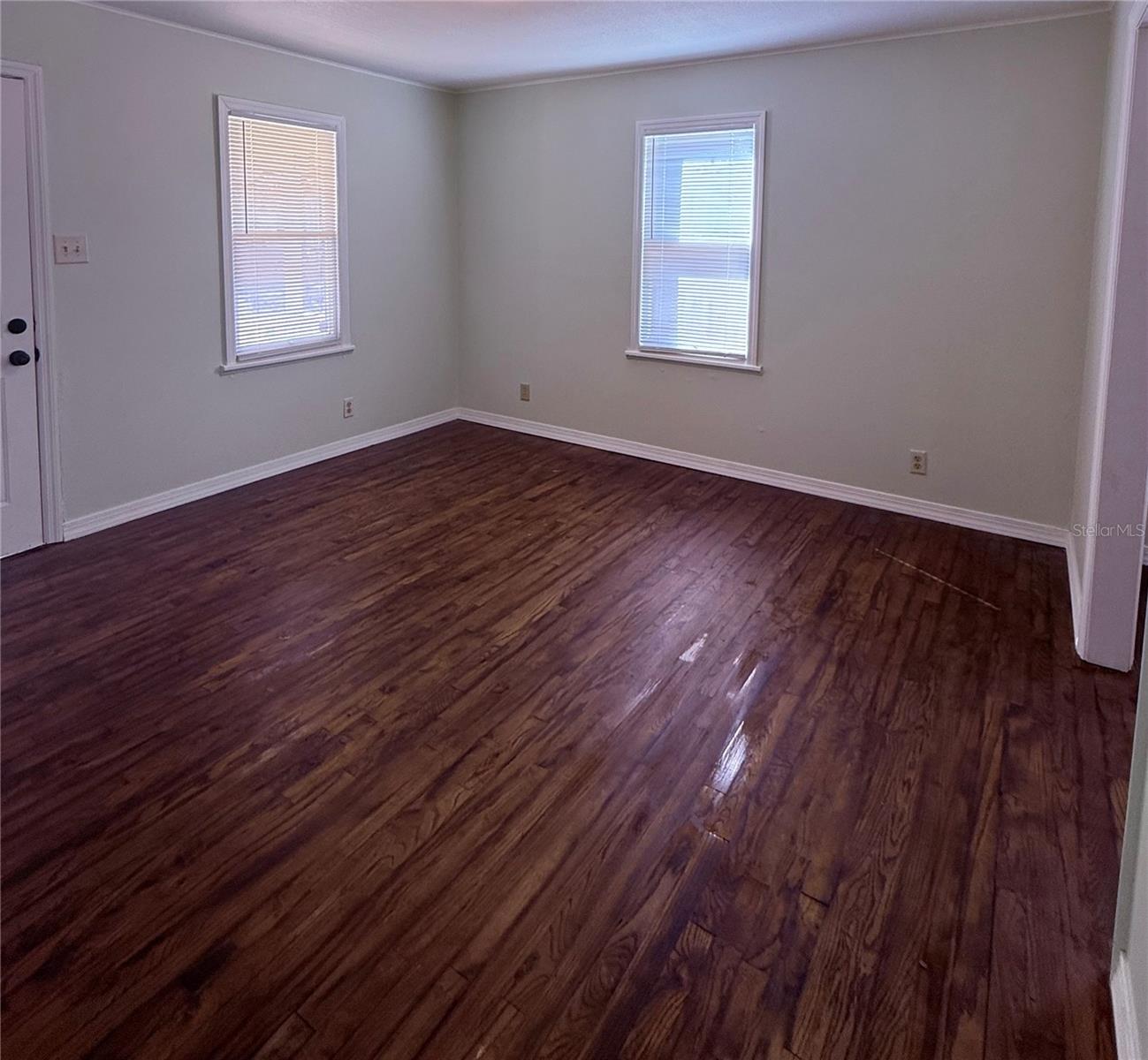 HOME TERRACE - Residential Income