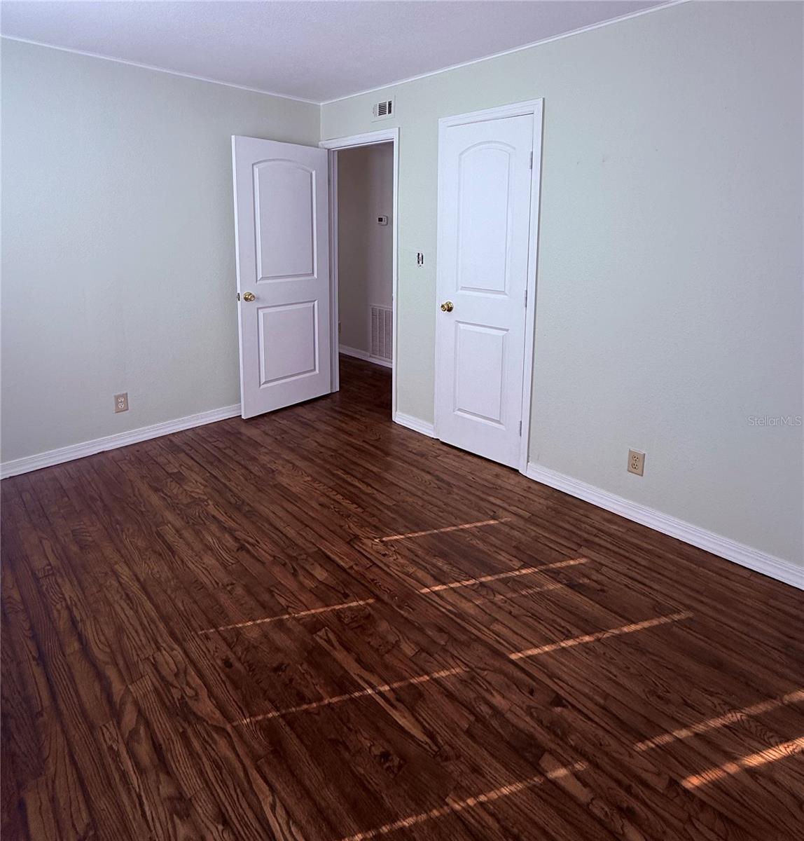 HOME TERRACE - Residential Income