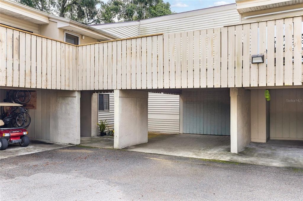 Photo of 1428 Oak Place #D, Apopka, FL 32712 (MLS # O6354393)