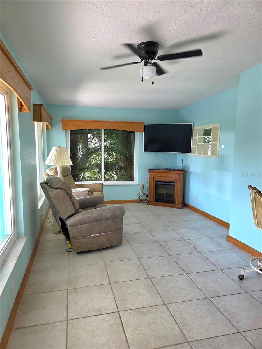 TREASURE ISLAND UN 02 - Residential