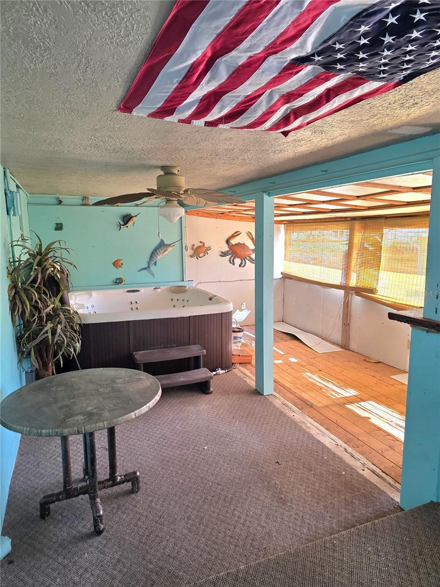 TREASURE ISLAND UN 02 - Residential